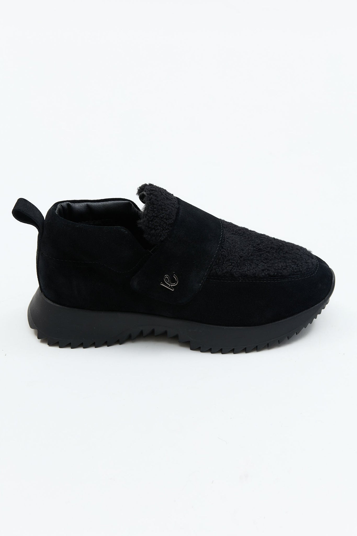 Valonne Black